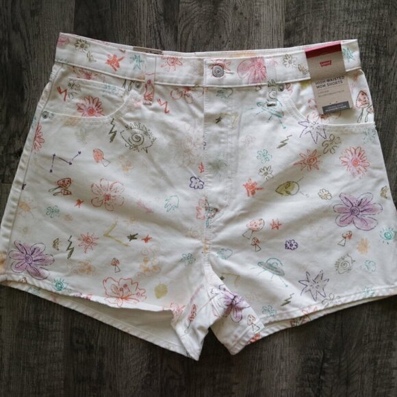 NWT Levi's High Rise Relaxed Mom Cream Denim Jean Shorts Space Doodle - Picture 12 of 16